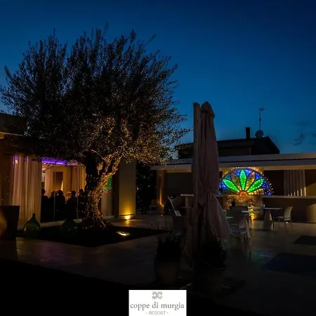 Resort Coppe Di Murgia, Immersa Nel Territorio Dell'alta Murgia, Tra Castel Del Monte E La Citta Di Andria, Corato E Bari *