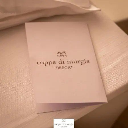 Coppe Di Murgia, Immersa Nel Territorio Dell'alta Murgia, Tra Castel Del Monte E La Citta Di Andria, Corato E Bari *